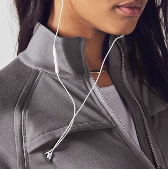 Fabletics Kimmy perfomance jacket - Picture 3 of 16